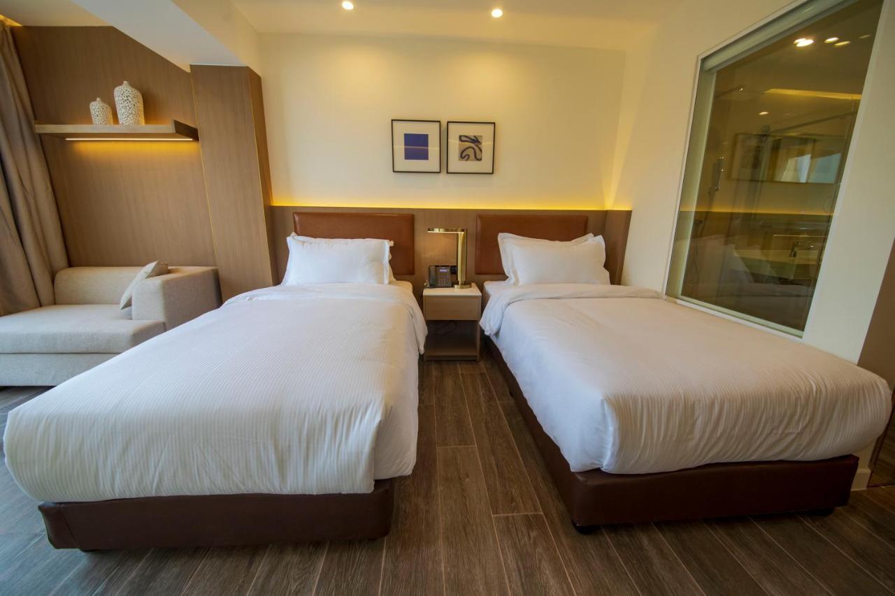 Luxotel Aqaba Beach Resort & Spa Only 15 Years Plus ภายนอก รูปภาพ