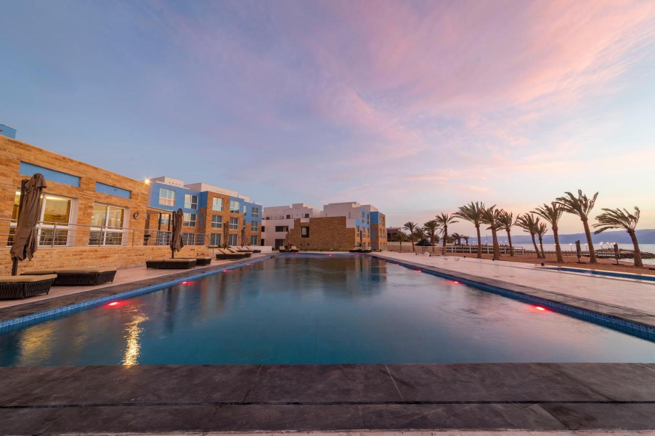 Luxotel Aqaba Beach Resort & Spa Only 15 Years Plus ภายนอก รูปภาพ