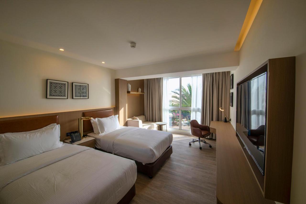 Luxotel Aqaba Beach Resort & Spa Only 15 Years Plus ภายนอก รูปภาพ