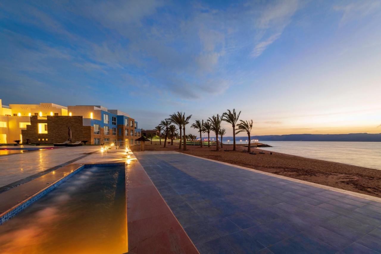 Luxotel Aqaba Beach Resort & Spa Only 15 Years Plus ภายนอก รูปภาพ