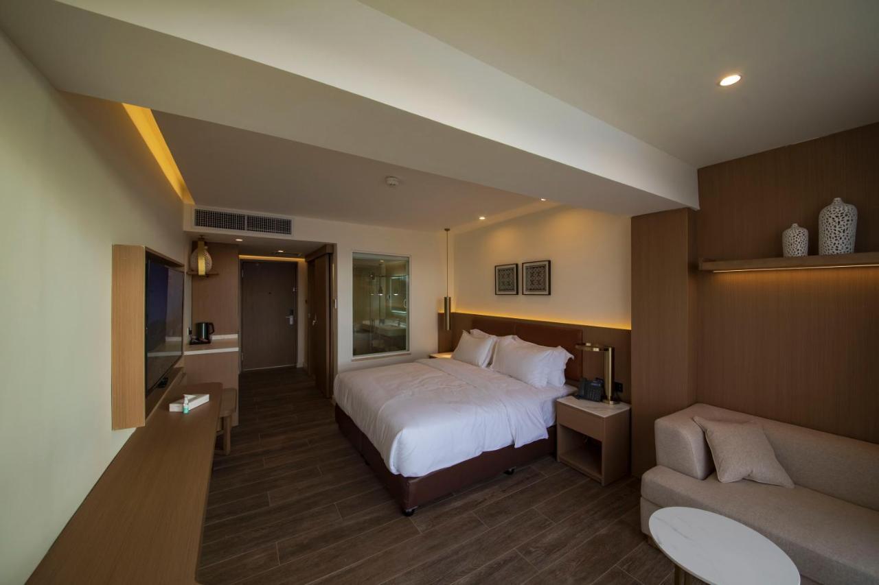 Luxotel Aqaba Beach Resort & Spa Only 15 Years Plus ภายนอก รูปภาพ